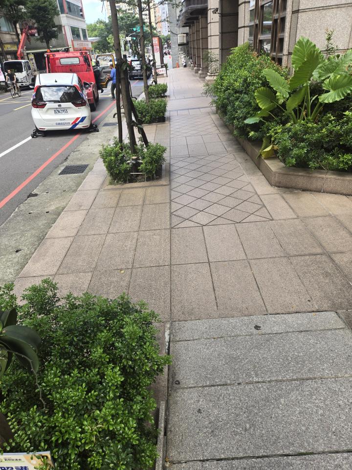 園藝維護案件圖片