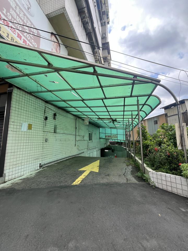 採光罩案件圖片
