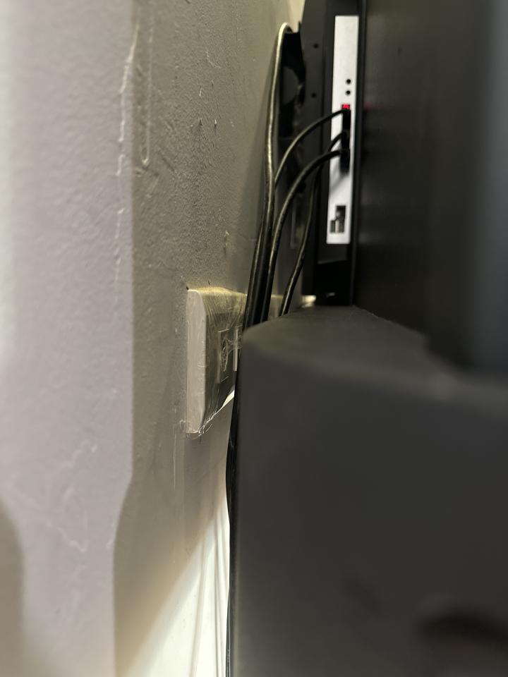 電視壁掛架安裝案件圖片