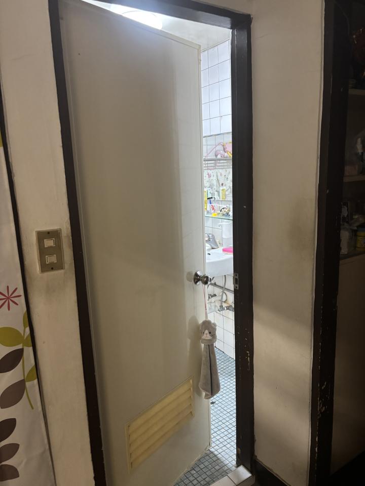 浴室門案件圖片