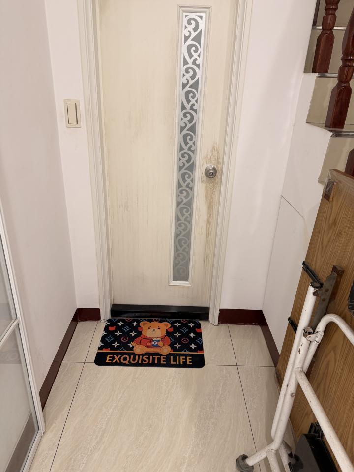 浴室門案件圖片
