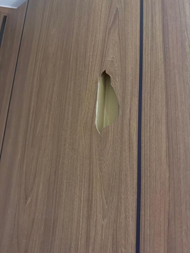 浴室門案件圖片