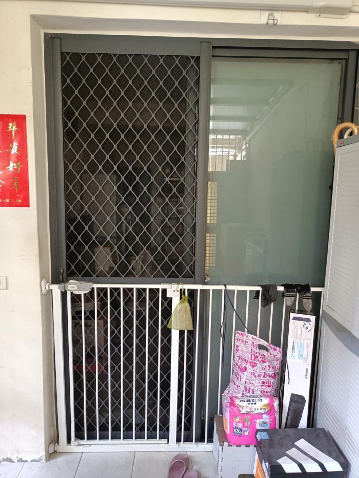 伸縮門案件圖片