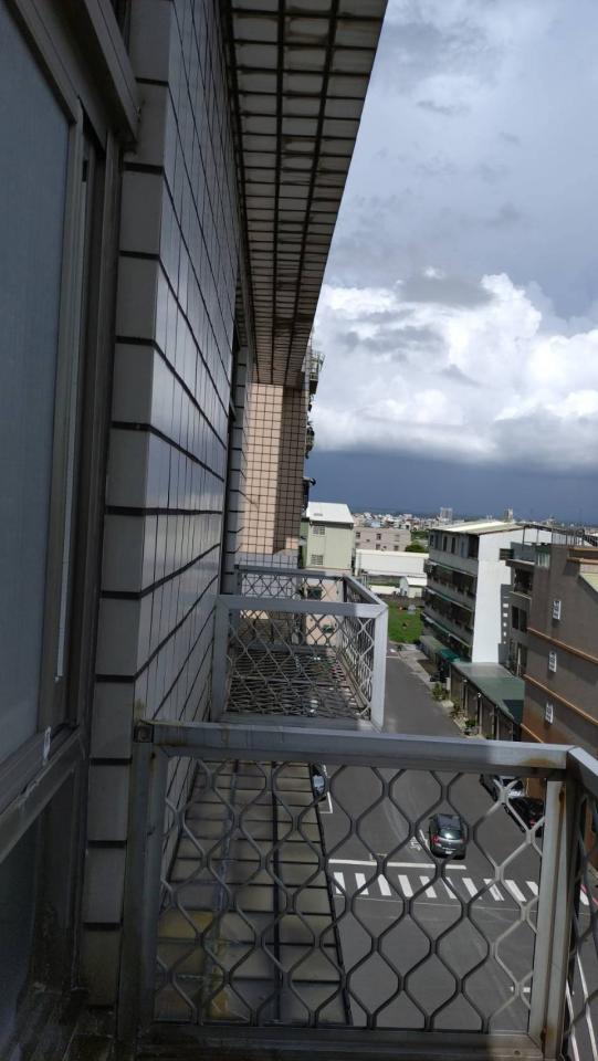 遮雨棚安裝案件圖片