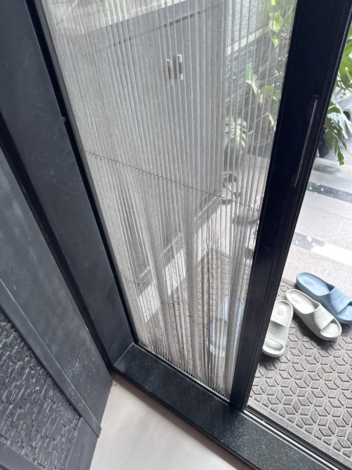 陽台紗網安裝案件圖片