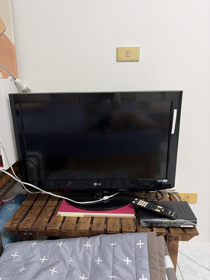 電視壁掛架安裝案件圖片