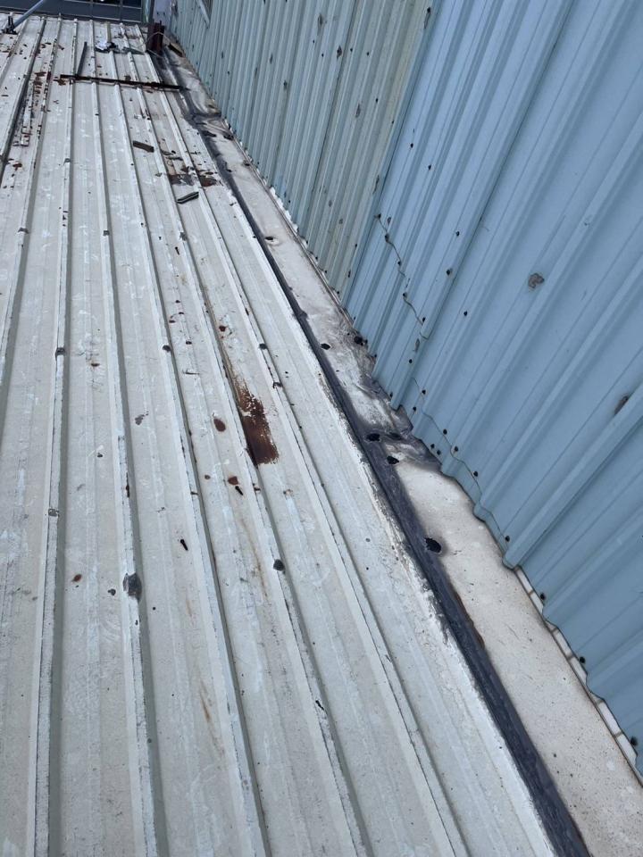 鐵皮屋頂案件圖片