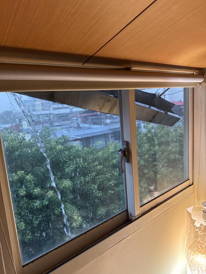 屋簷排水槽施工案件圖片