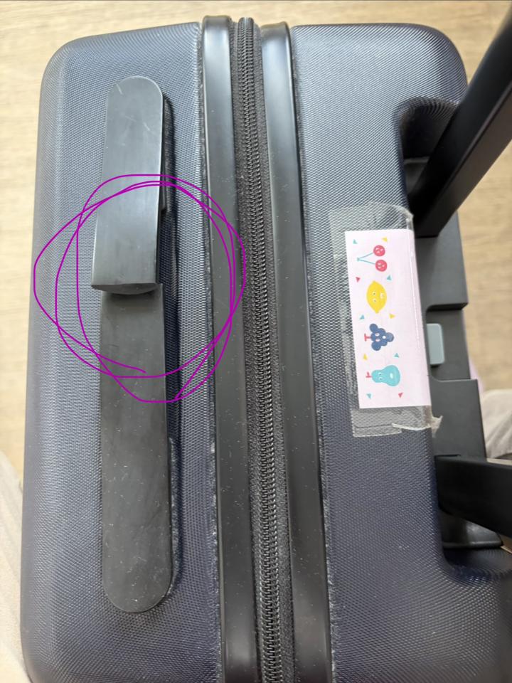 行李箱維修案件圖片