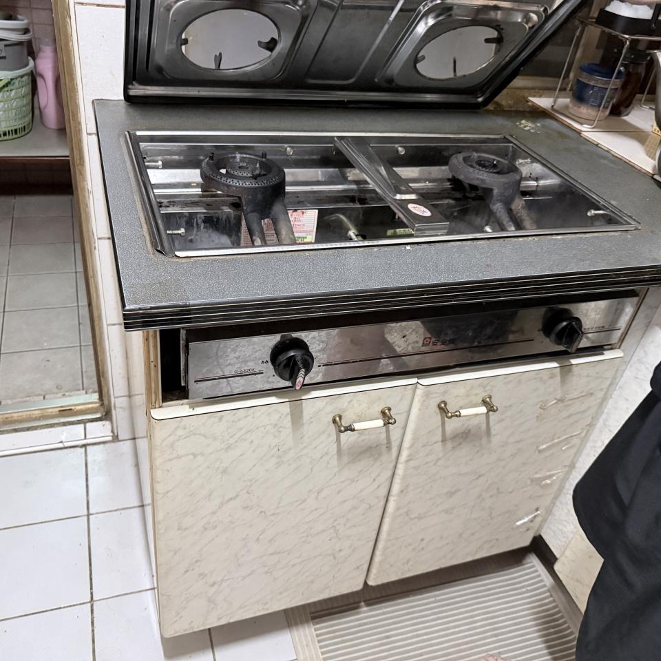 瓦斯爐安裝維修案件圖片