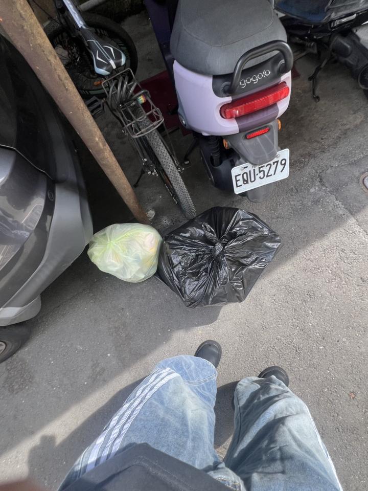代收垃圾案件圖片