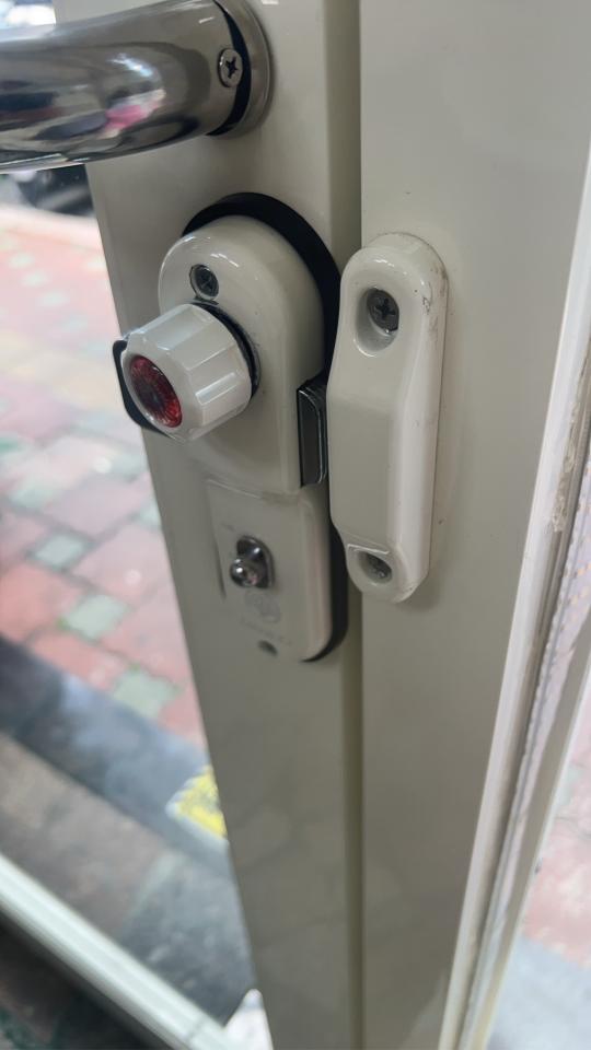 鋁門窗案件圖片