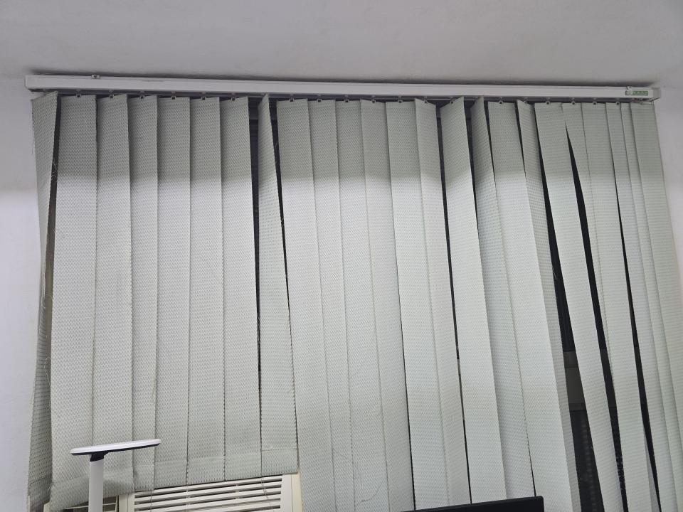 窗簾安裝維修案件圖片