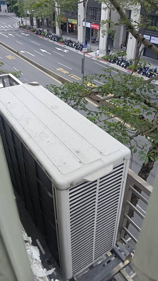 冷氣清洗案件圖片