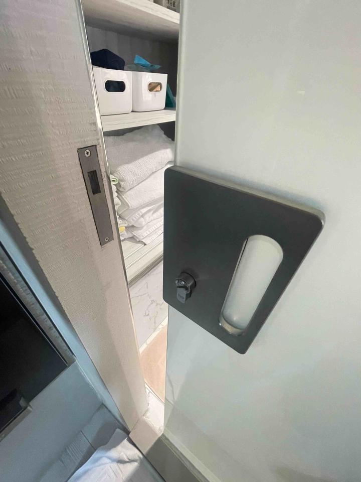 門片維修案件圖片