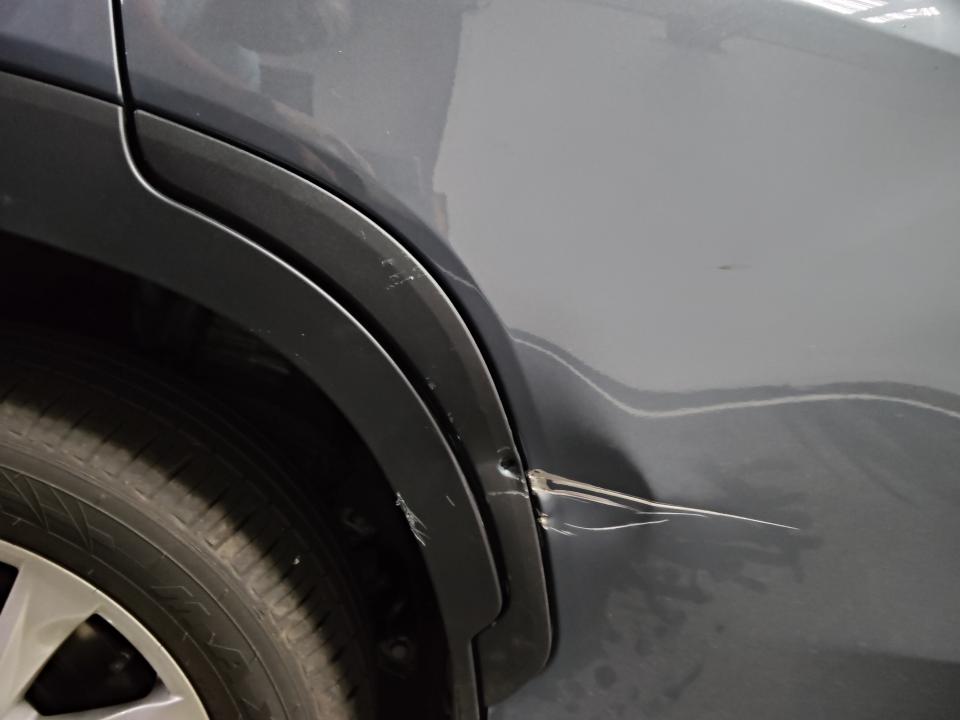 汽車板金烤漆案件圖片