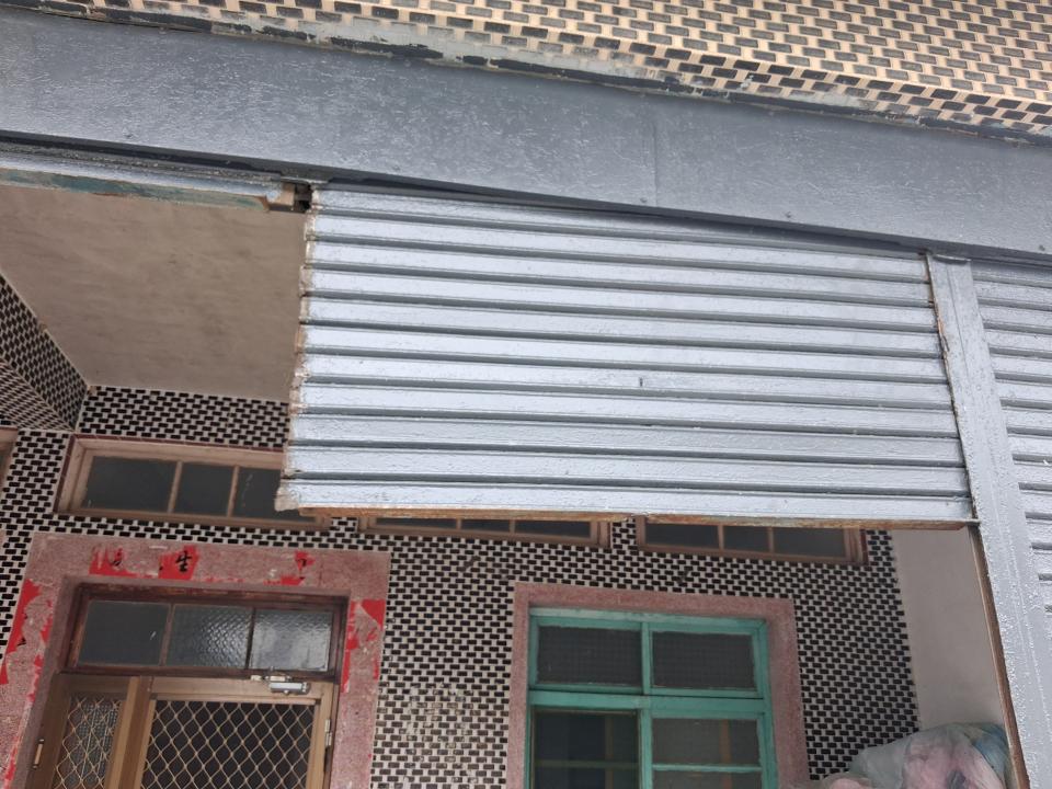 鐵捲門維修案件圖片