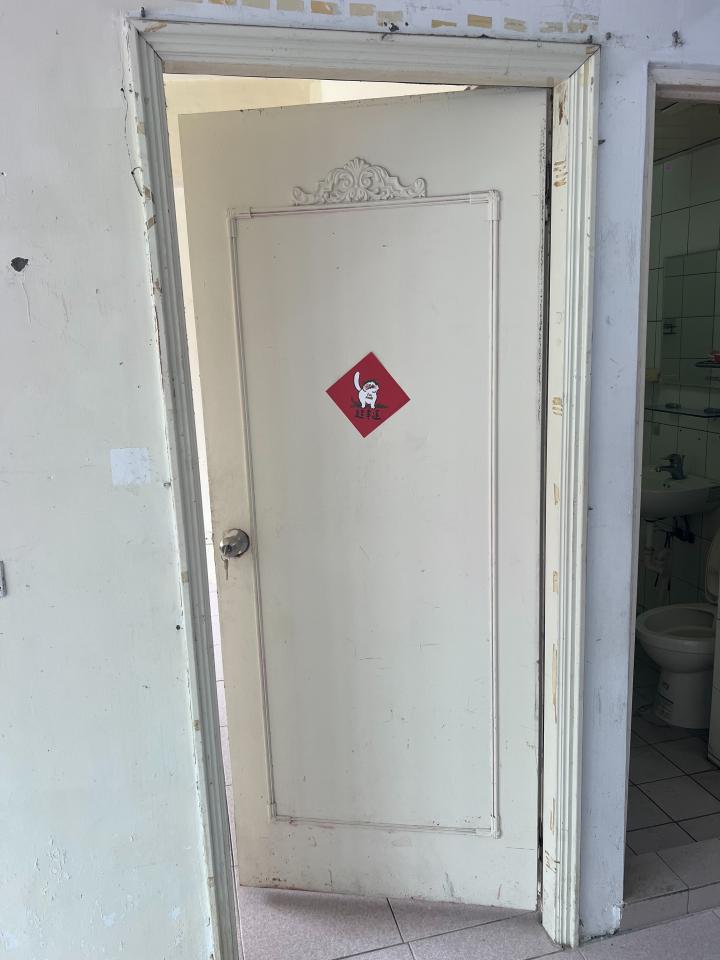 鐵門案件圖片