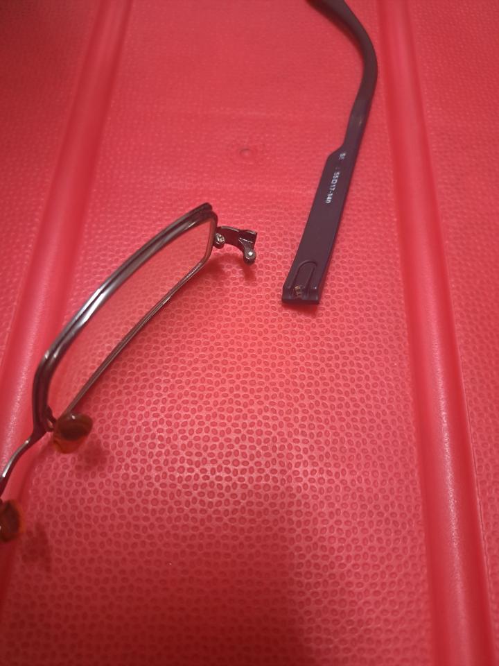 眼鏡維修案件圖片