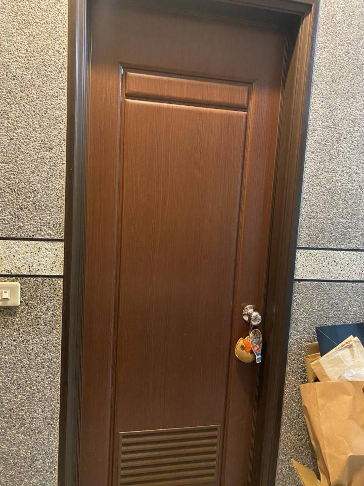 浴室門案件圖片