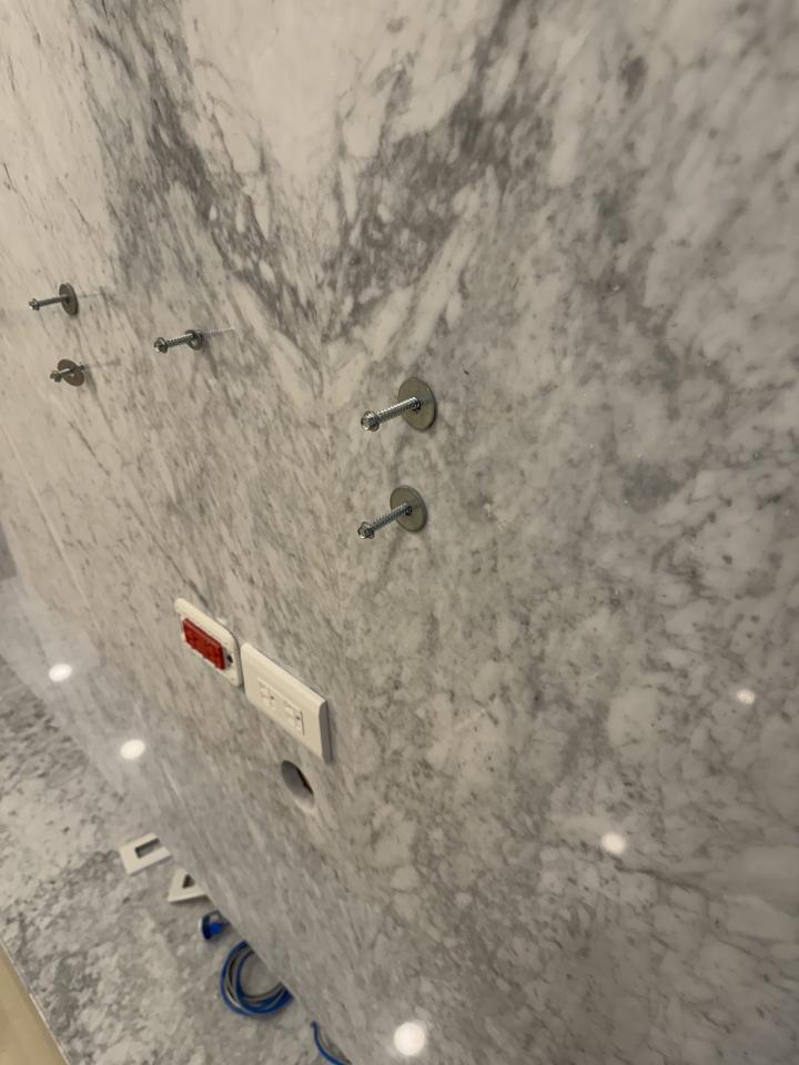 電視壁掛架安裝案件圖片