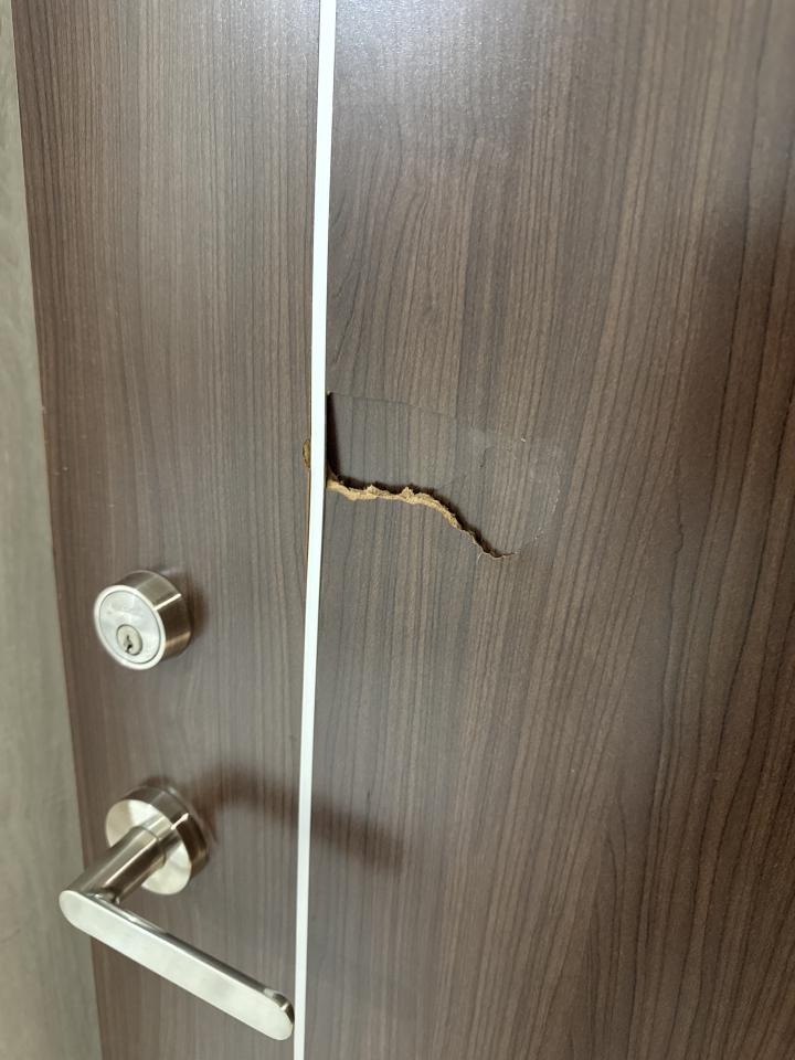 門片維修案件圖片