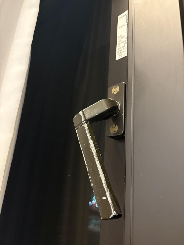 窗戶維修案件圖片