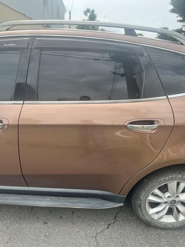 汽車板金烤漆案件圖片