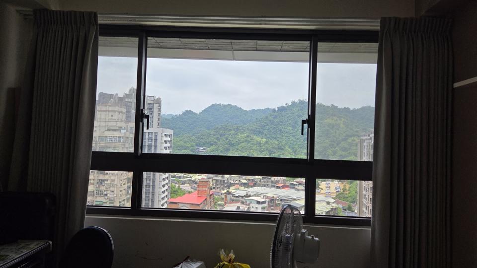 玻璃清潔案件圖片