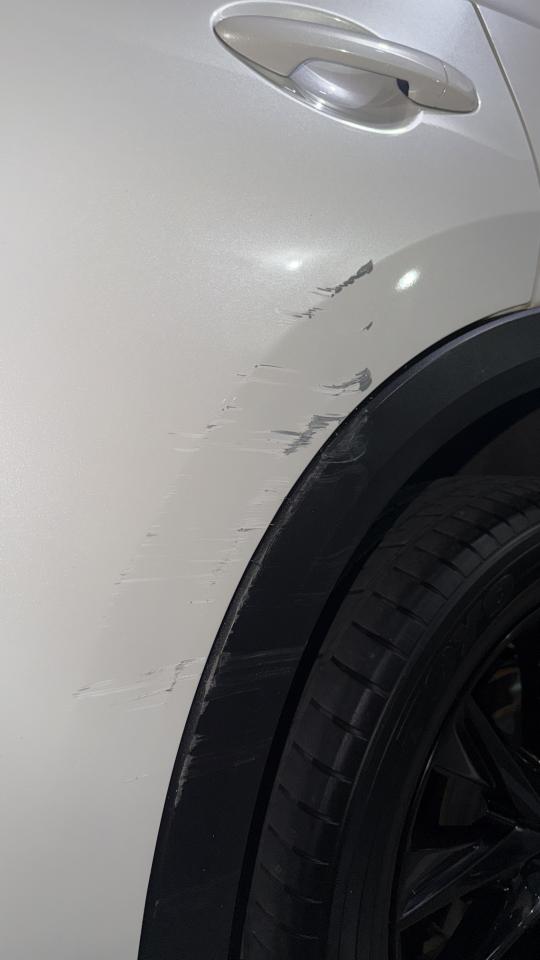 汽車板金烤漆案件圖片