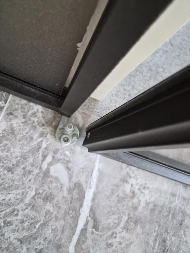 拉門案件圖片