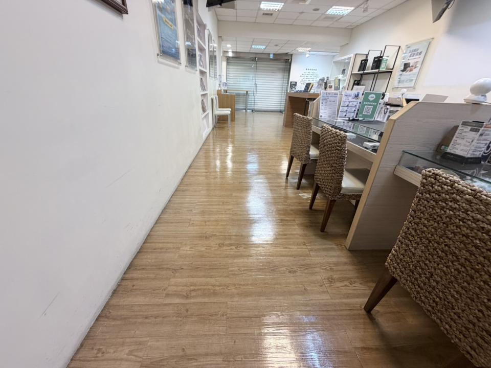 地板維修案件圖片
