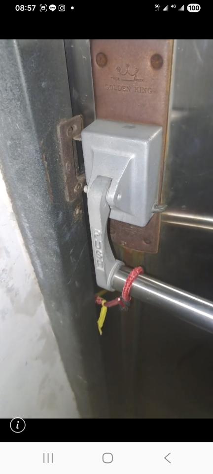 門片維修案件圖片