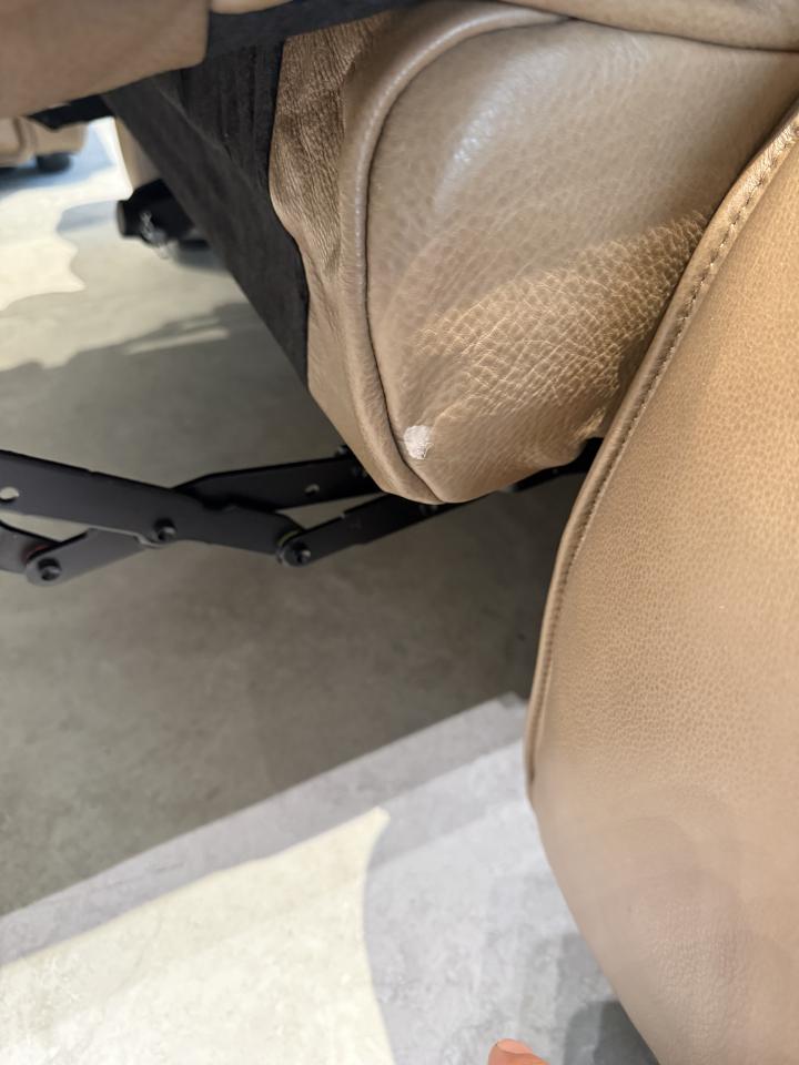 沙發修理案件圖片