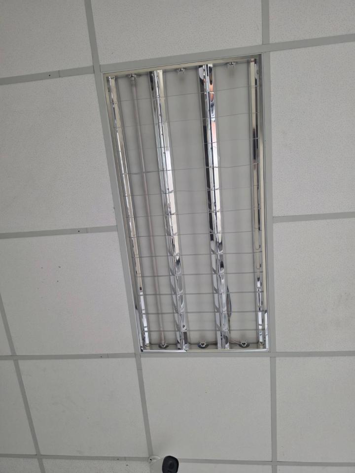 燈具維修案件圖片