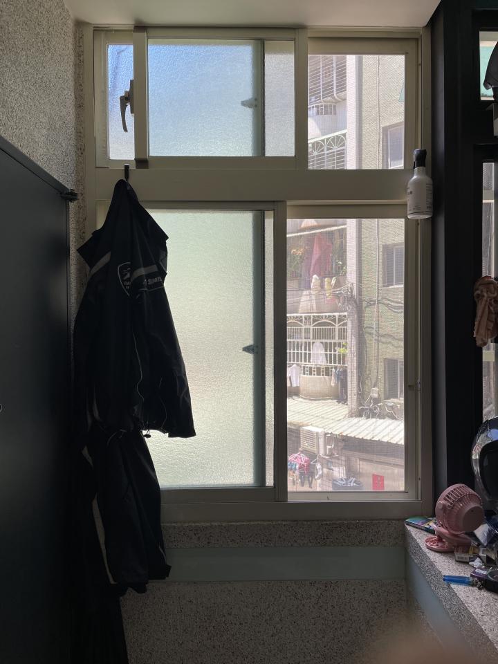 防盜窗案件圖片