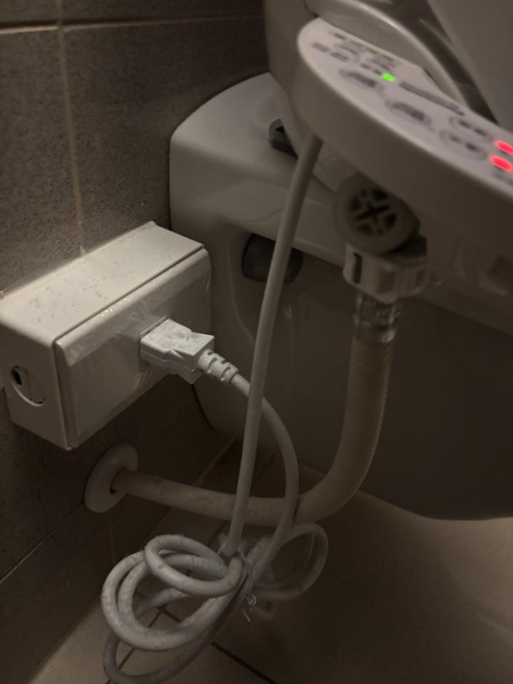 免治馬桶裝修案件圖片
