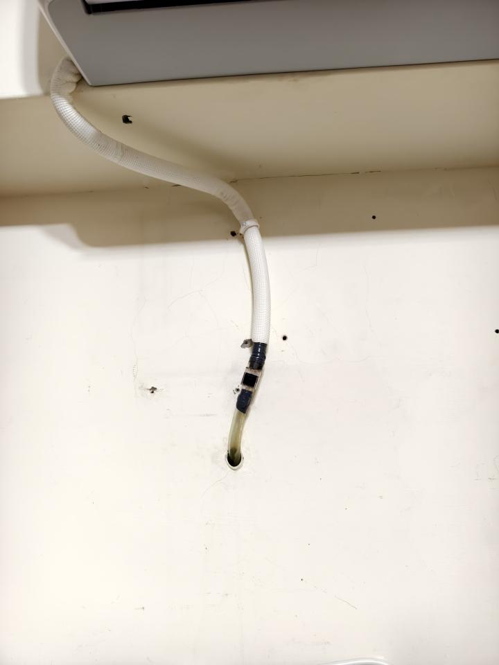 冷氣排水器安裝案件圖片