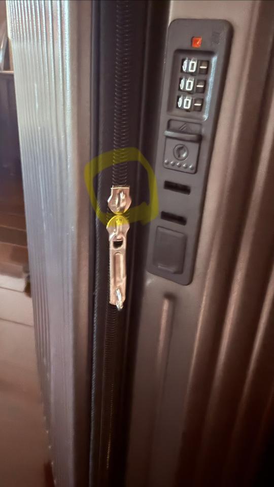 行李箱維修案件圖片