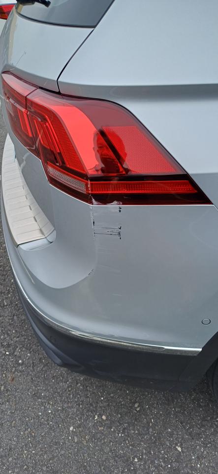 汽車板金烤漆案件圖片