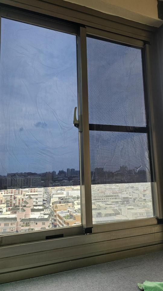 玻璃隔熱案件圖片
