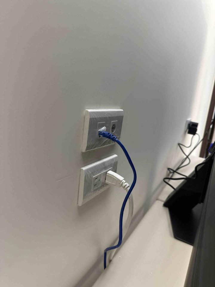 電視壁掛架安裝案件圖片