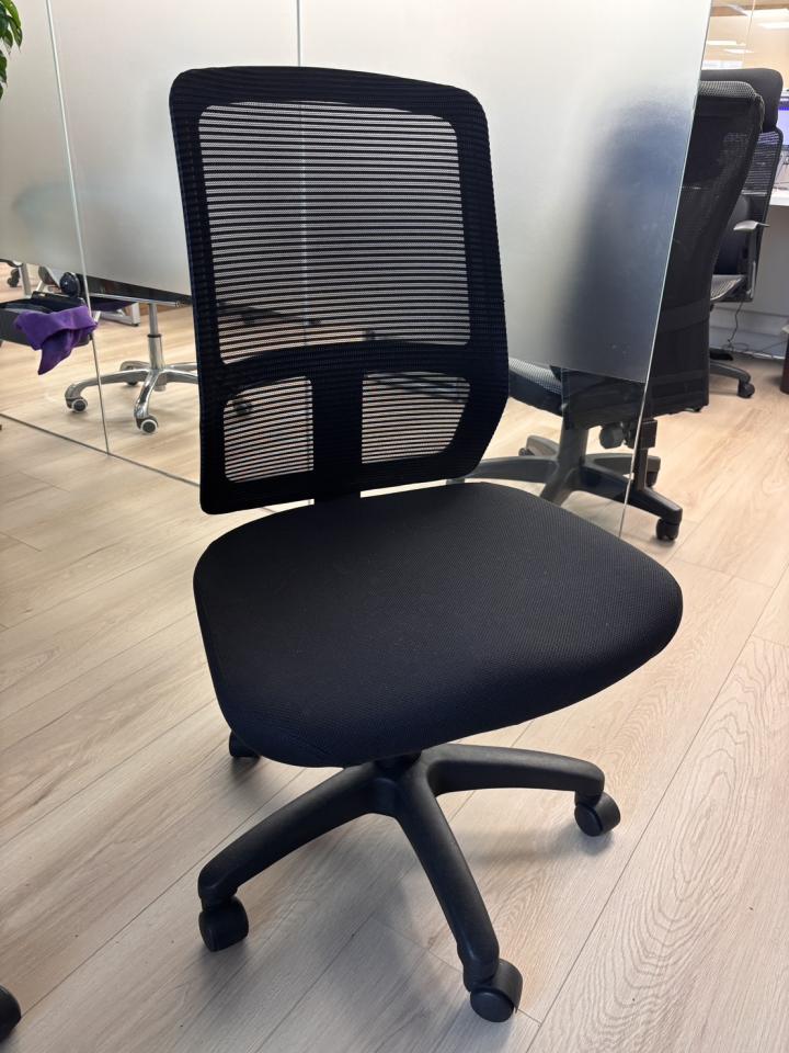 辦公家具回收案件圖片