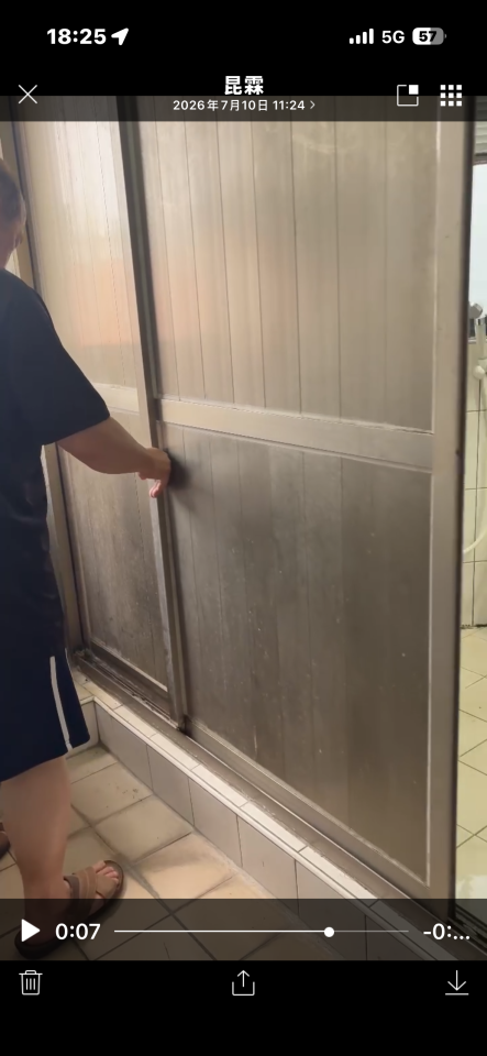 浴室門案件圖片