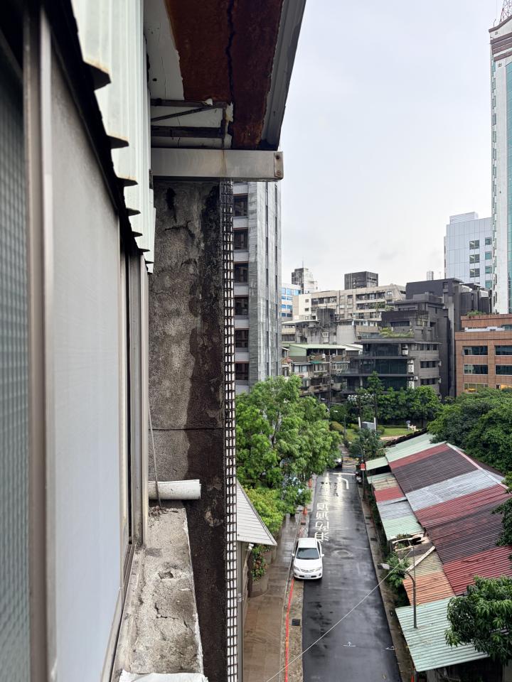 遮雨棚安裝案件圖片