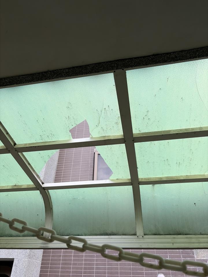 採光罩案件圖片