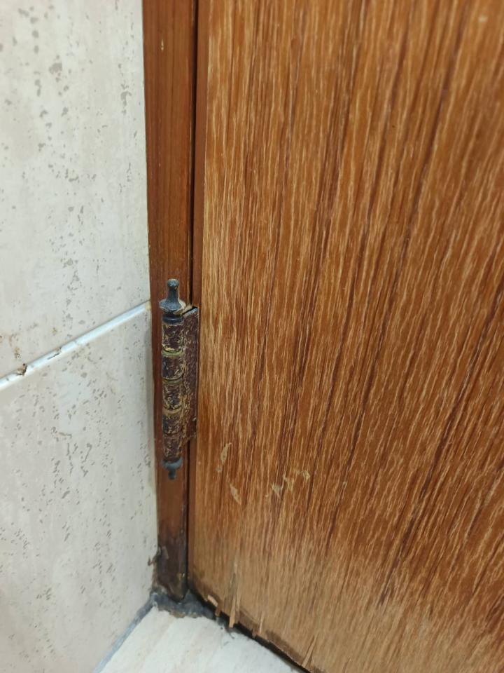 浴室門案件圖片