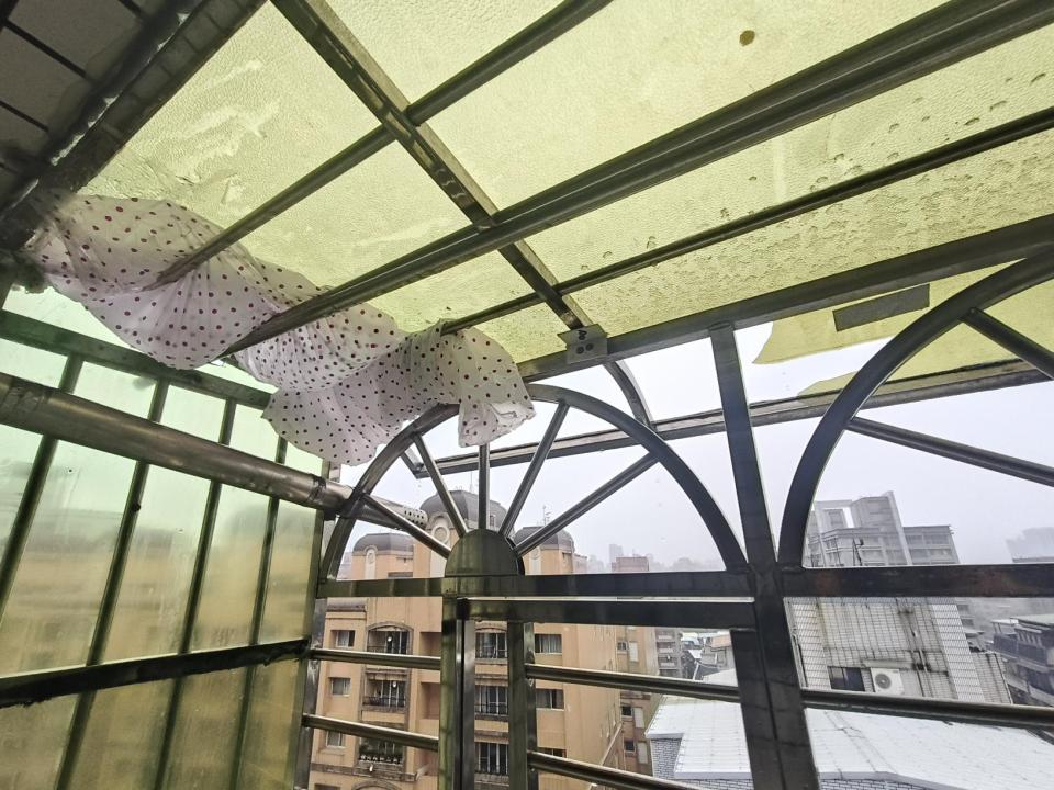 遮雨棚安裝案件圖片