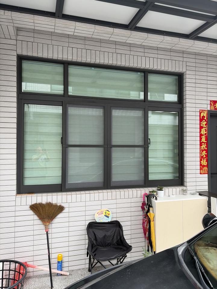 防盜窗案件圖片