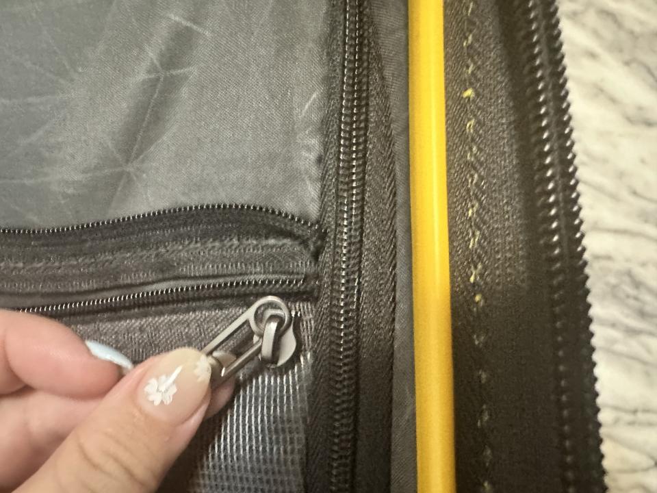 行李箱維修案件圖片